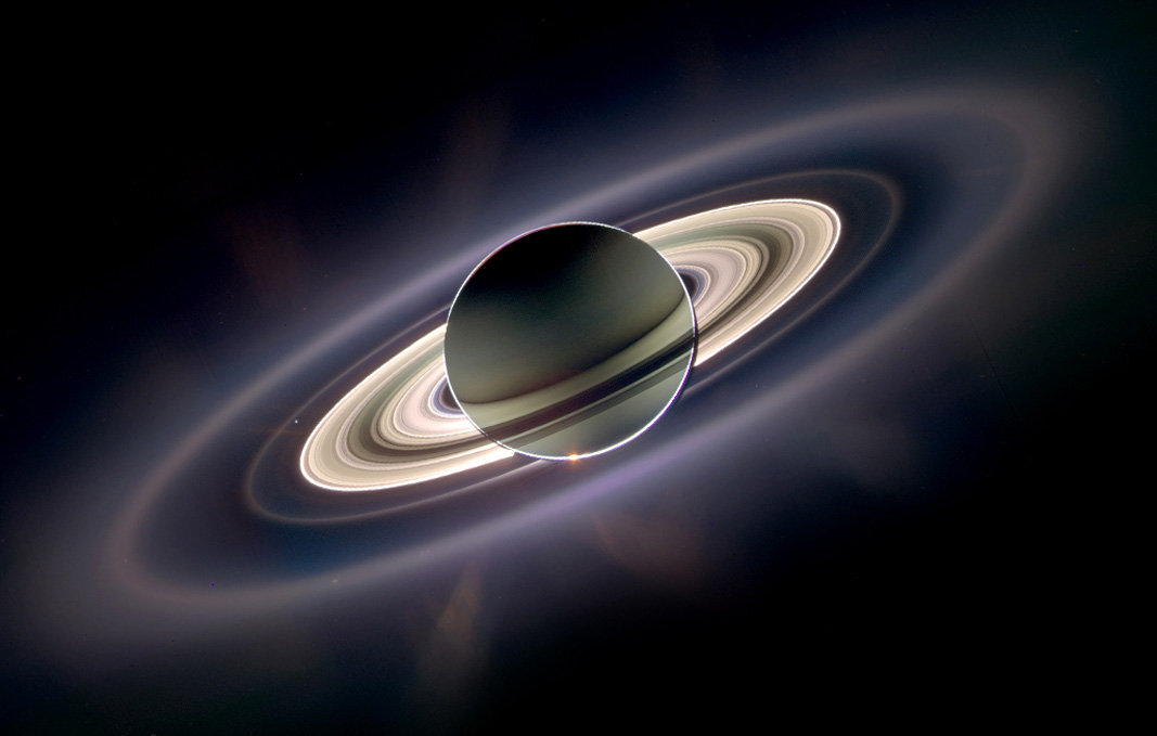 saturn rings