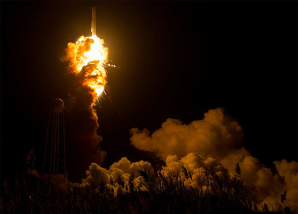 antares explosion 0002