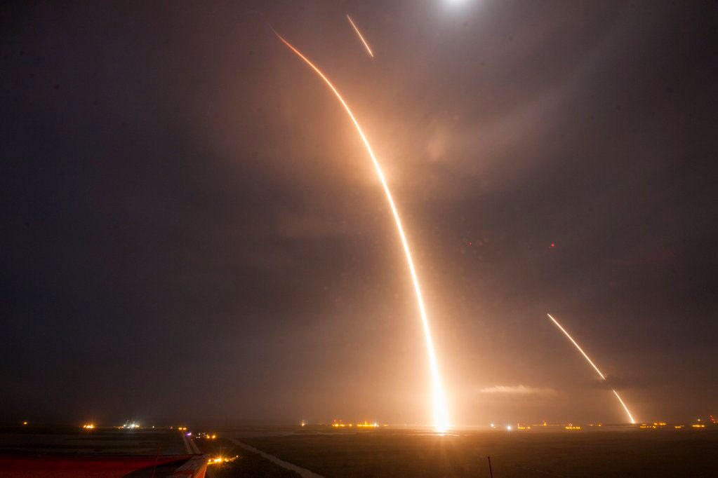 SpaceX launch landingphoto