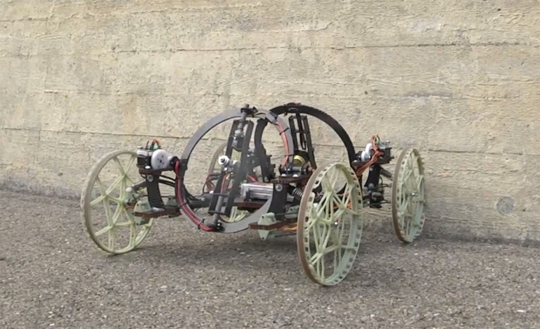 Duvarlara tırmanabilen hibrit robot geliştirildi