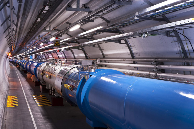 LHC CERN 94324