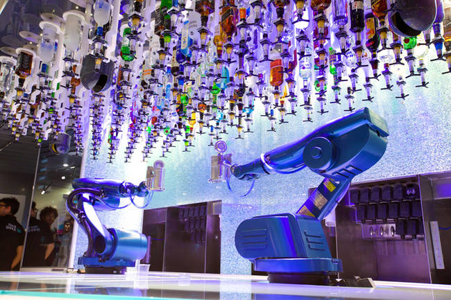 robot bar tenders 1