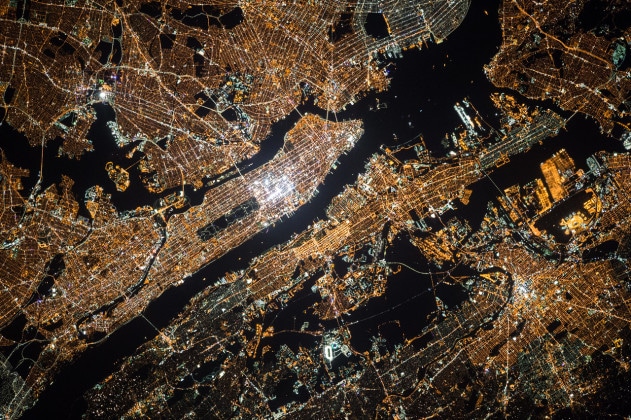 My cosmonaut colleague Oleg Kononenko took this incredible picture of NYC last night. Enjoy. YearInSpace