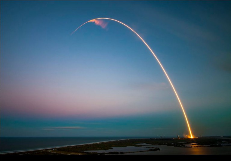 SpaceX ertelenenen ateşlemeyi başarıyla tamamladı