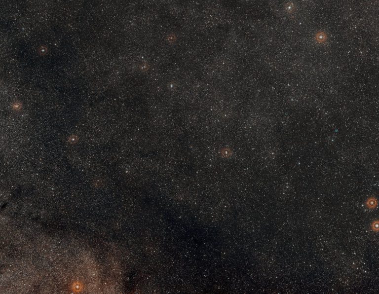 cosmic ESO 002