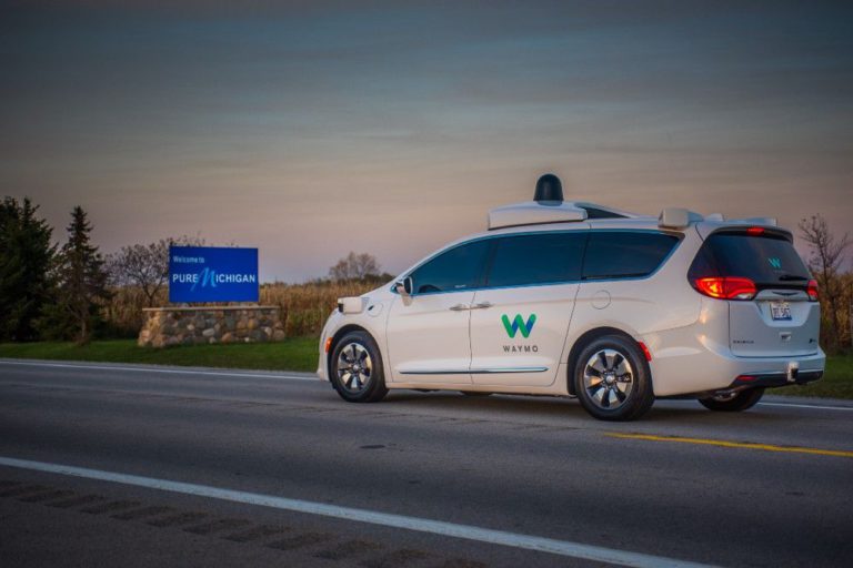 waymo otomobil google alphabet dijitalx 001