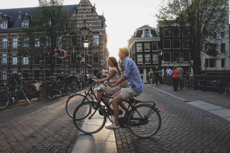 Kaşar Mı Yoksa Gen Mi? Hollandalılar Neden Bu Kadar Uzun?